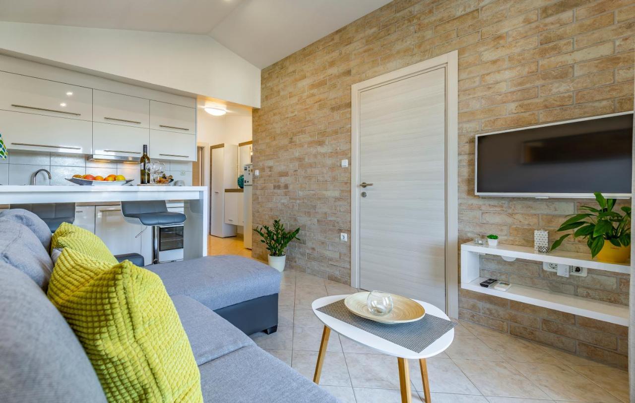 Apartments Denis 2 Μεντουλίν Εξωτερικό φωτογραφία